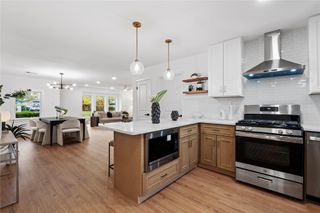 5023 Redstart Street, Houston, TX 77035