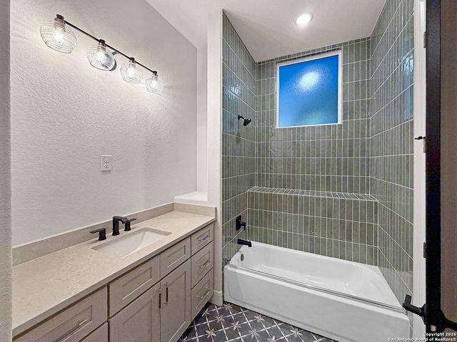 775 Maximino Ridge, Bulverde, TX 78163