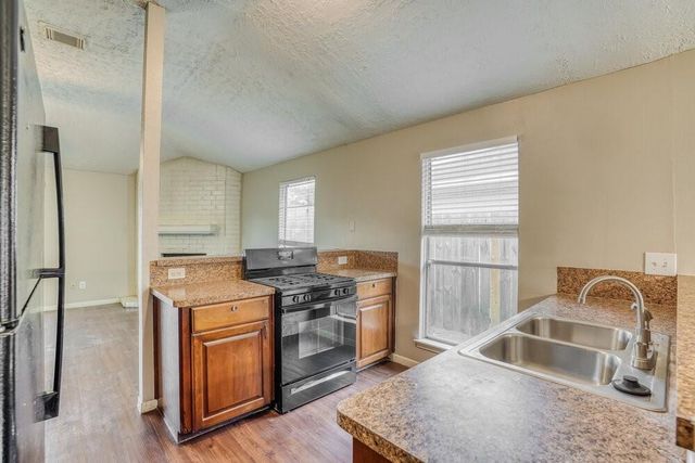 20070 N Navaho Trail, Katy, TX 77449