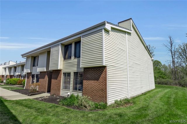 43 Bee Hunter Court A, Amherst, NY 14051