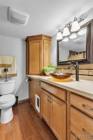 43 Bee Hunter Court A, Amherst, NY 14051