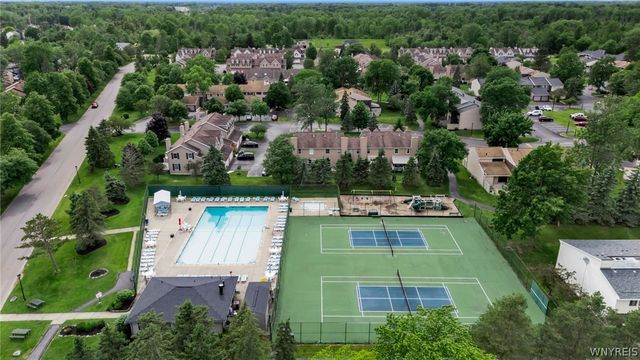 43 Bee Hunter Court A, Amherst, NY 14051