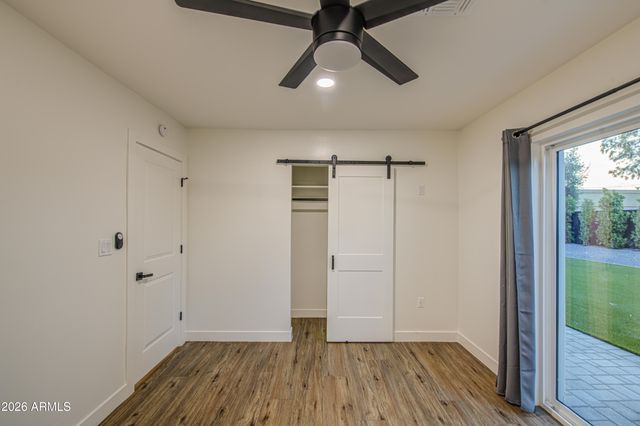 5330 N 18TH Street, Phoenix, AZ 85016