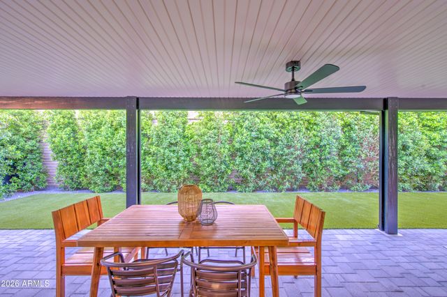 5330 N 18TH Street, Phoenix, AZ 85016
