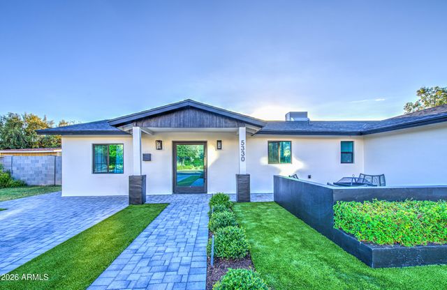 5330 N 18TH Street, Phoenix, AZ 85016
