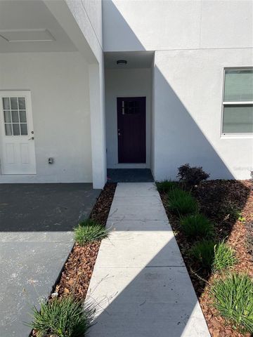 736 S STONE STREET, Deland, FL 32720