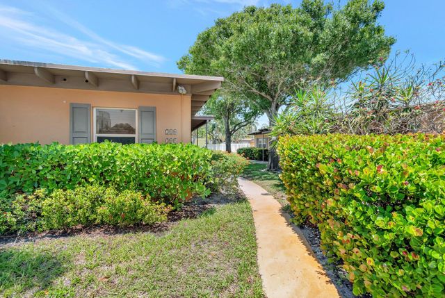 710 SE 4th Avenue, Delray Beach, FL 33483