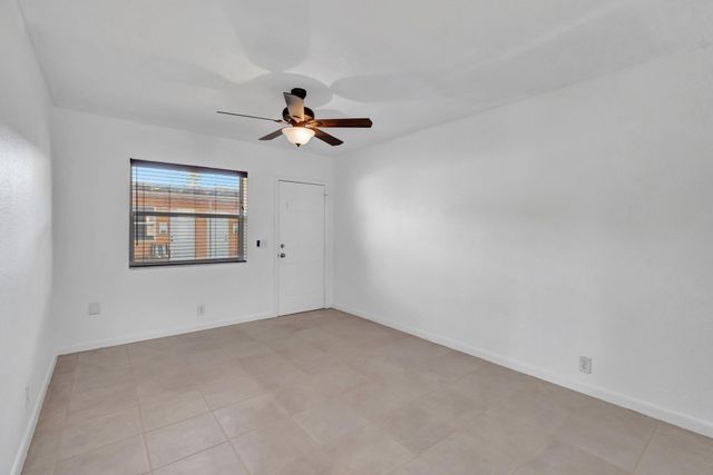 710 SE 4th Avenue, Delray Beach, FL 33483