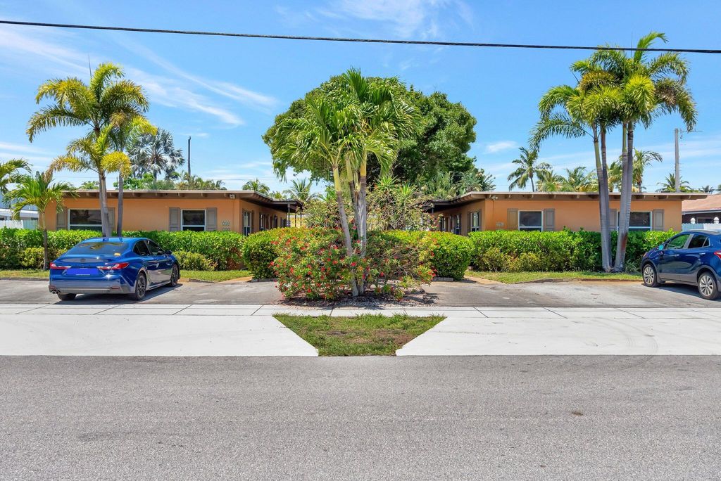 710 SE 4th Avenue, Delray Beach, FL 33483