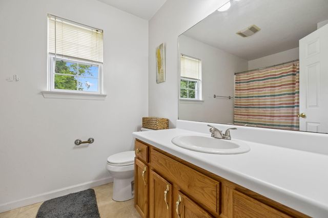 140 Apple Valley Court NE, Charleston, TN 37310