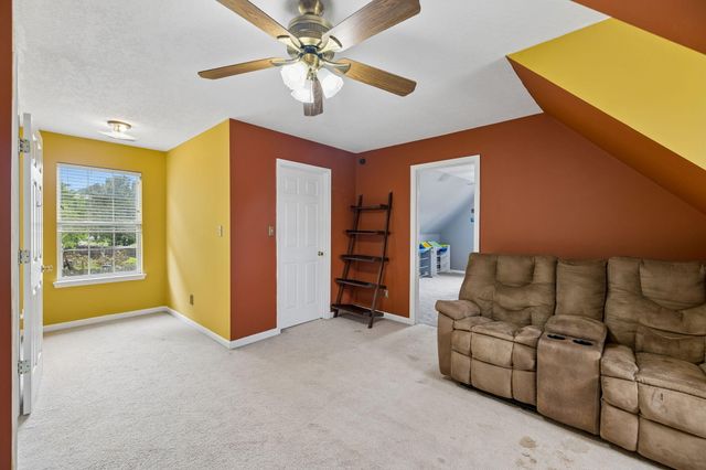 140 Apple Valley Court NE, Charleston, TN 37310