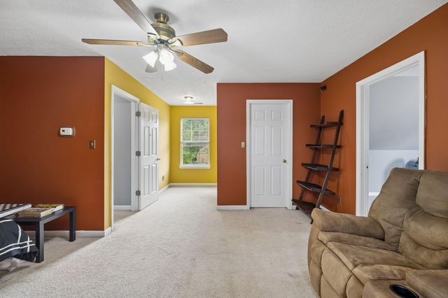 140 Apple Valley Court NE, Charleston, TN 37310