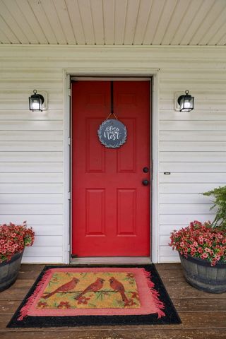 140 Apple Valley Court NE, Charleston, TN 37310