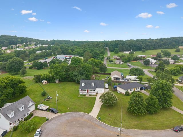 140 Apple Valley Court NE, Charleston, TN 37310
