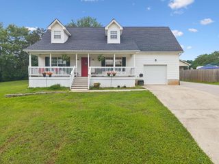 140 Apple Valley Court NE, Charleston, TN 37310