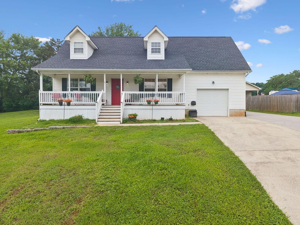 140 Apple Valley Court NE, Charleston, TN 37310