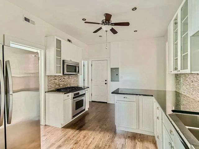 2351 S Whipple Street, Chicago, IL 60623