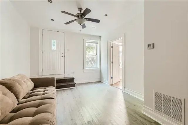 2351 S Whipple Street, Chicago, IL 60623