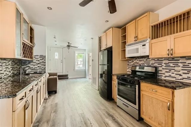 2351 S Whipple Street, Chicago, IL 60623