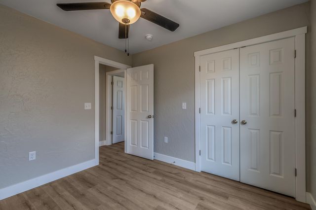 3840 W Riley Street, Bolivar, MO 65613