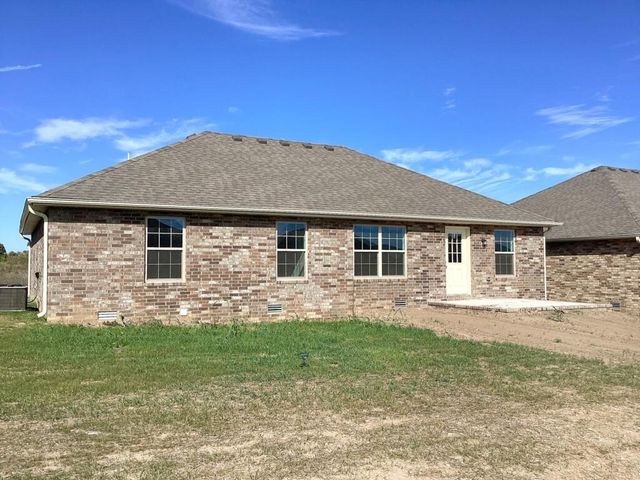 3840 W Riley Street, Bolivar, MO 65613