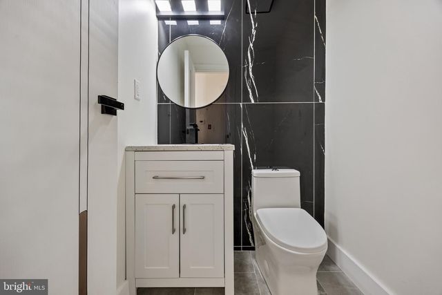 22 WILLOW RIDGE RD, Marlton, NJ 08053