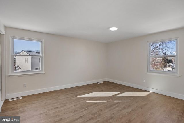 22 WILLOW RIDGE RD, Marlton, NJ 08053