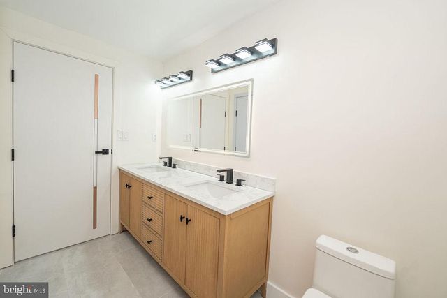 22 WILLOW RIDGE RD, Marlton, NJ 08053