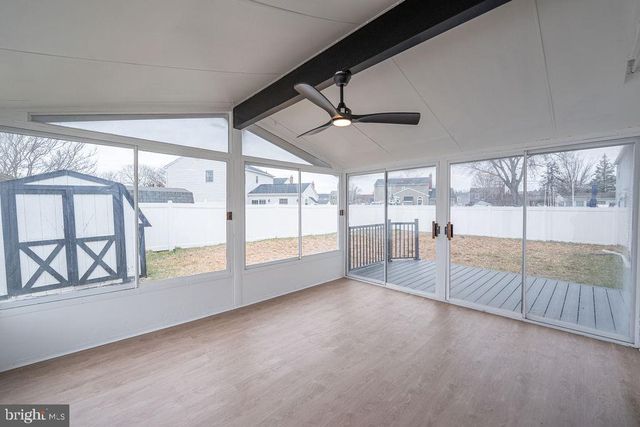 22 WILLOW RIDGE RD, Marlton, NJ 08053