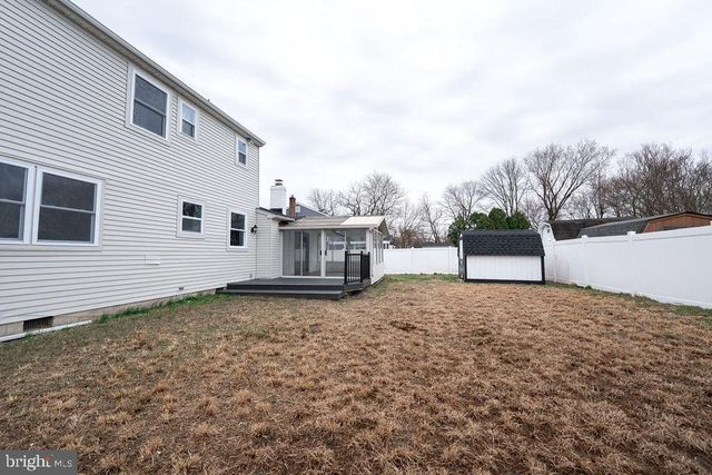 22 WILLOW RIDGE RD, Marlton, NJ 08053