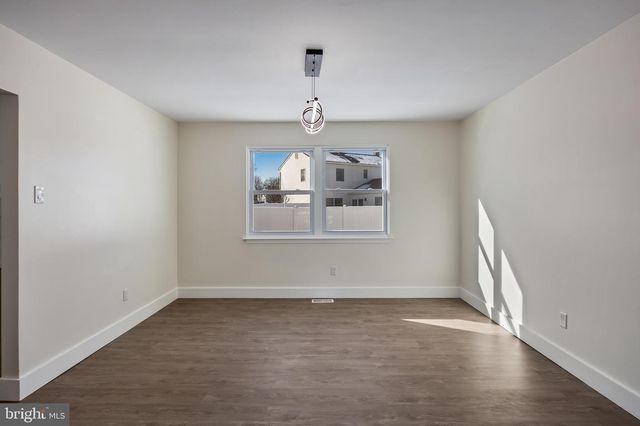 22 WILLOW RIDGE RD, Marlton, NJ 08053