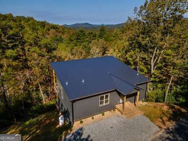 390 Fiddlers Way, Murphy, NC 28902