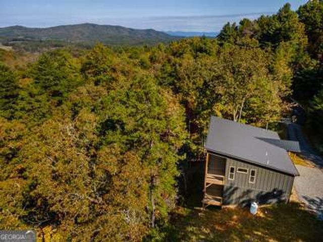 390 Fiddlers Way, Murphy, NC 28902