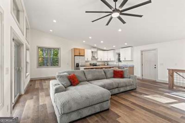 390 Fiddlers Way, Murphy, NC 28902