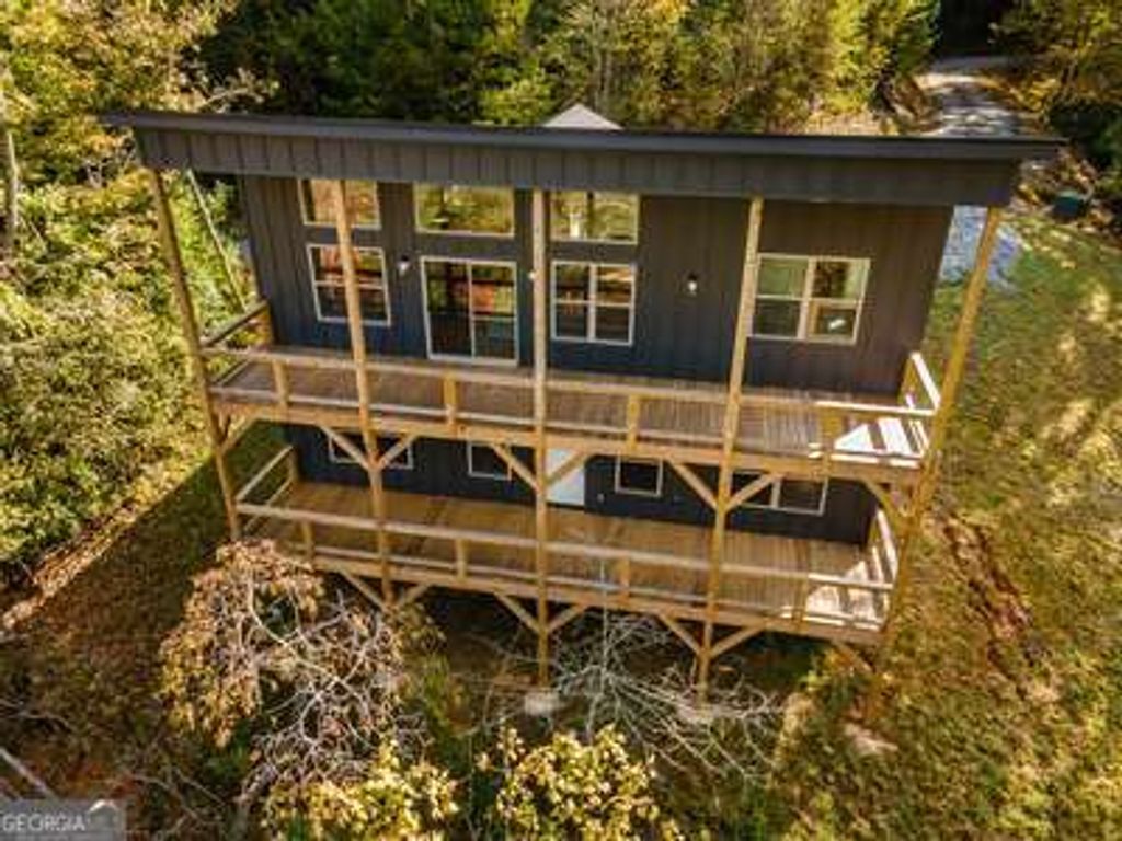 390 Fiddlers Way, Murphy, NC 28902