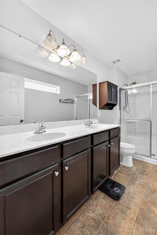 1319 Commons Circle, St Charles, MO 63304