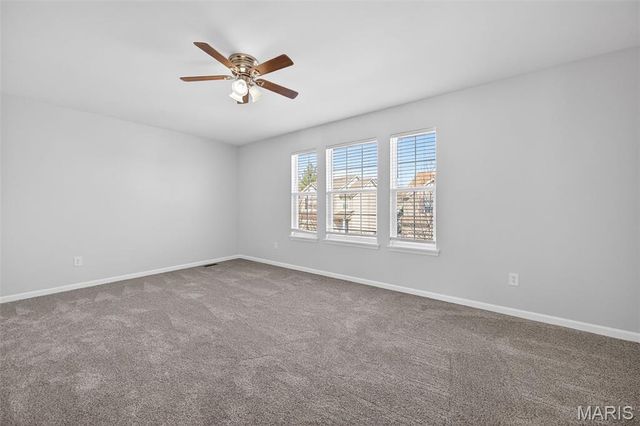 1319 Commons Circle, St Charles, MO 63304