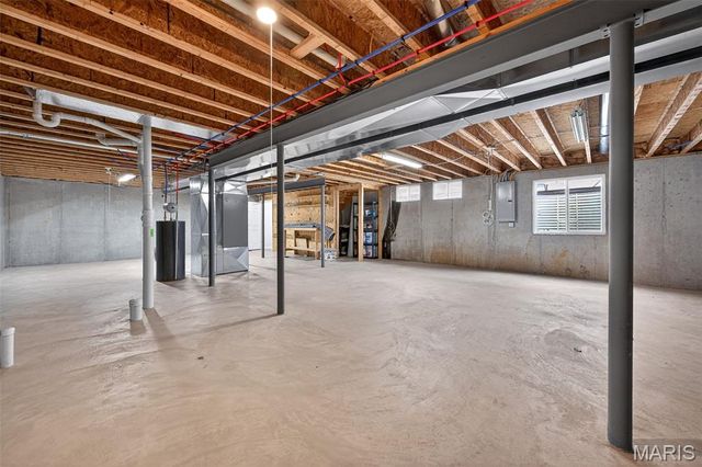 1319 Commons Circle, St Charles, MO 63304