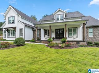 111 VILLAGE CIRCLE, Anniston, AL 36207