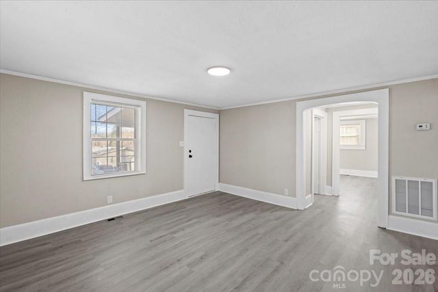 2217 Old Shelby Road, Hickory, NC 28602