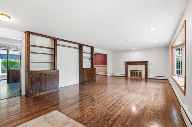 148 WHARTON LN, Bethlehem, PA 18017