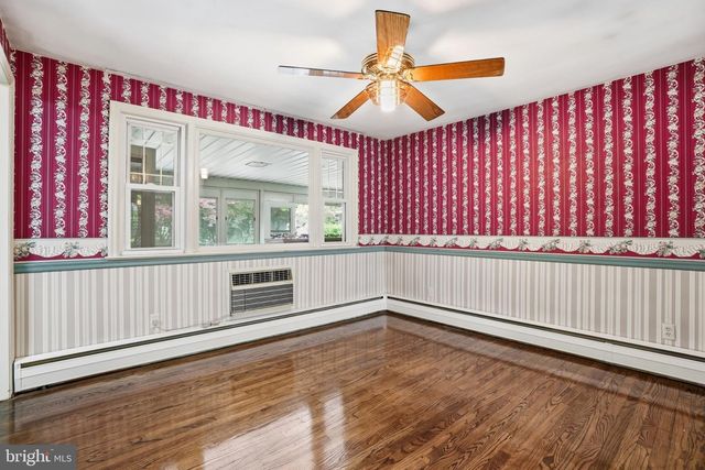 148 WHARTON LN, Bethlehem, PA 18017
