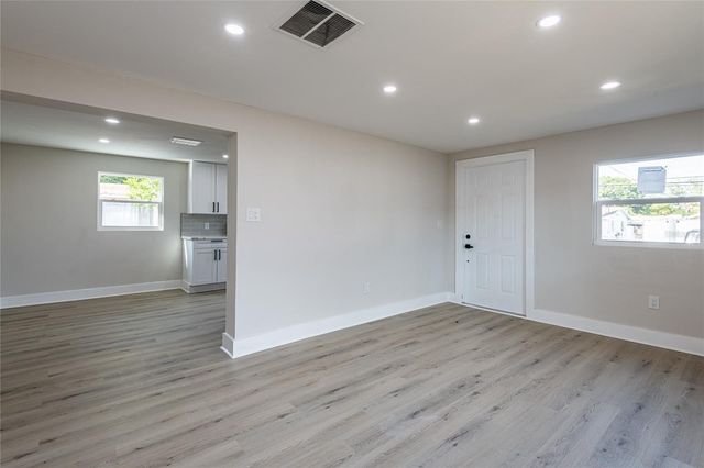 2516 W KIRBY STREET, Tampa, FL 33614