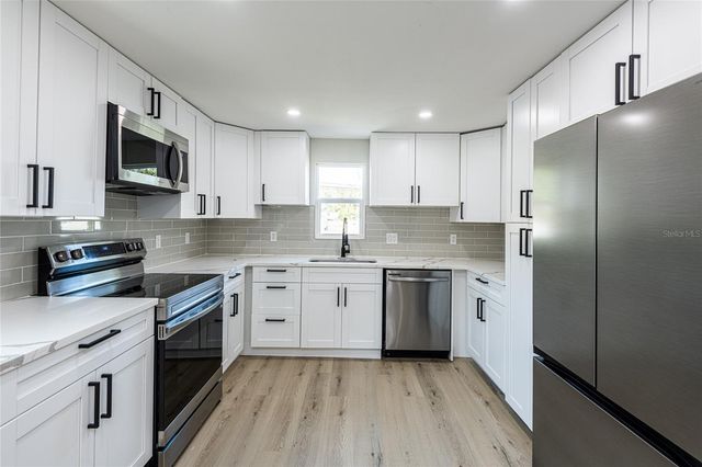 2516 W KIRBY STREET, Tampa, FL 33614