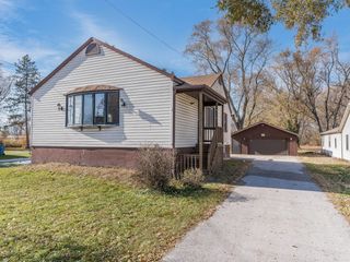 10114 Kennedy Avenue, Highland, IN 46322