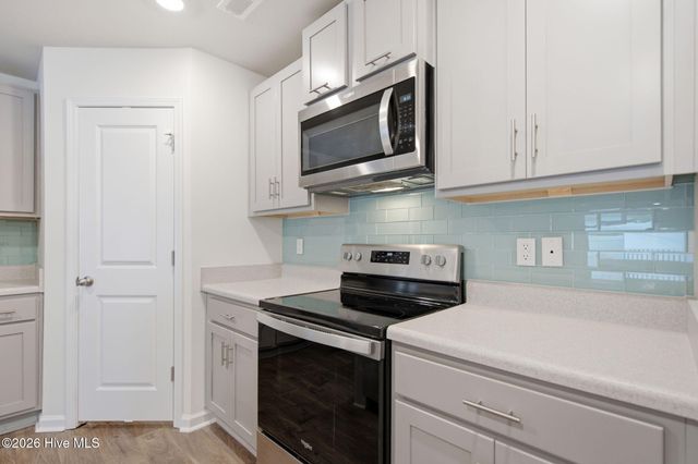 5718 Parterre Court NE, Leland, NC 28451