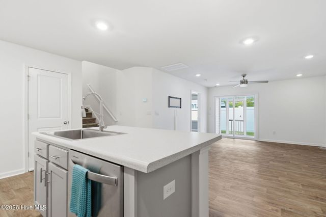 5718 Parterre Court NE, Leland, NC 28451