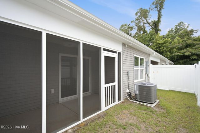 5718 Parterre Court NE, Leland, NC 28451