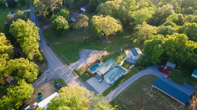 601 Pumpkin Ridge Rd, Dover, TN 37058