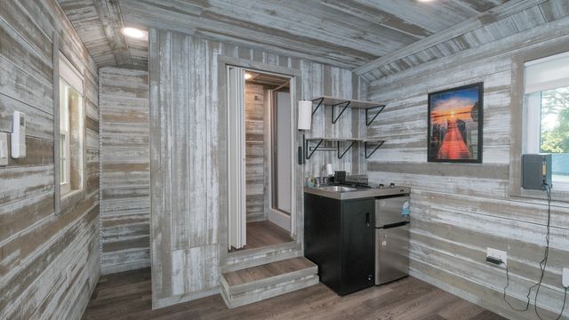 601 Pumpkin Ridge Rd, Dover, TN 37058